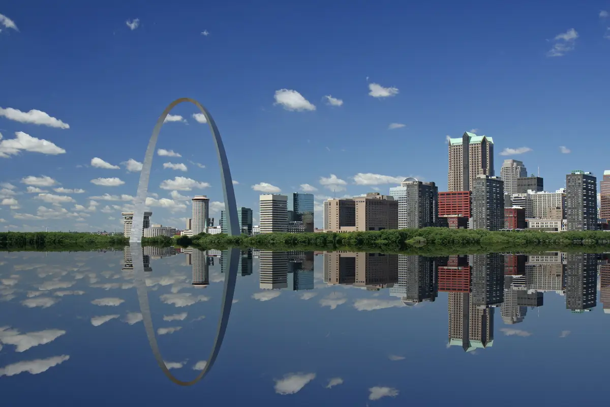 Renting to Military Families Relocating to Scott Air Force Base: What St. Louis Landlords Should Know